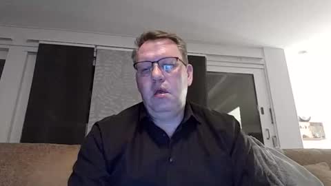 Snapshot of henrikrp1971 chatting on 01-12-26, 11:10 henrikrp1971 online show from 01-12-26, 11:10