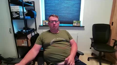 Snapshot of henrikrp1971 chatting on 03-31-26, 08:59 henrikrp1971 online show from 03-31-26, 08:59