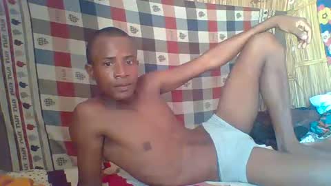 Adrian Honey online show from 01-04-25, 11:00