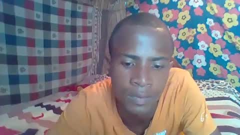 Adrian Honey online show from 01-04-25, 03:17