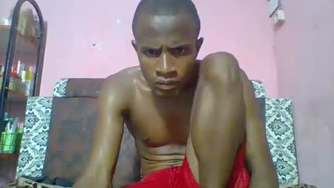 Adrian Honey online show from 01-04-25, 11:59