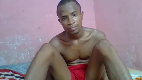 Adrian Honey online show from 01-08-25, 02:03