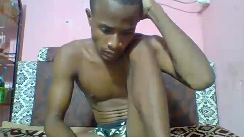 Adrian Honey online show from 01-08-25, 08:18