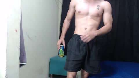 Snapshot of henry_gandy chatting on 01-28-25, 03:57 HENRY GANDY online show from 01-28-25, 03:57