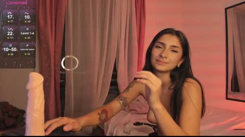 Hello I am Valentina independent Colombian model I love sensuality and pleasure welcome online show from 12-02-24, 12:30