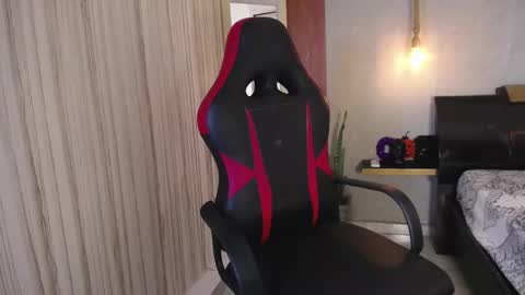 HERA online show from 11-06-25, 09:37