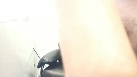 Snapshot of herenow_letsdothis chatting on 10-25-25, 05:30 herenow_letsdothis online show from 10-25-25, 05:30