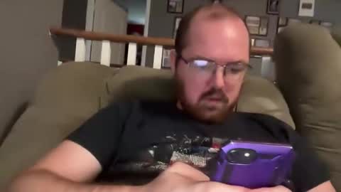 Snapshot of herkimer95 chatting on 10-20-25, 01:11 herkimer95 online show from 10-20-25, 01:11