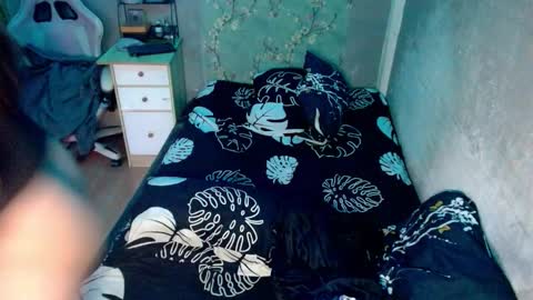 Snapshot of hermaphrodite199x chatting on 02-10-26, 10:03 hermaphrodite199x online show from 02-10-26, 10:03