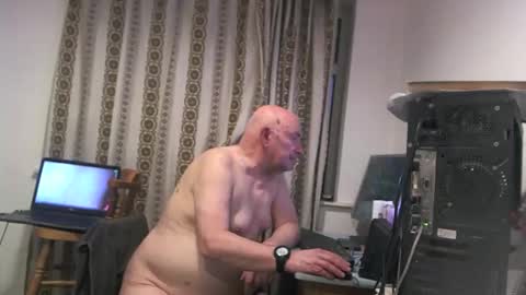 mature online show from 01-16-26, 09:52