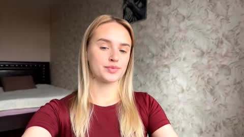 Sylvia online show from 09-26-25, 08:07