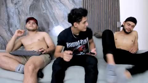 heteros men online show from 02-12-25, 01:52
