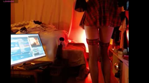 Snapshot of hevin69 chatting on 02-28-26, 04:13 hevin69 online show from 02-28-26, 04:13