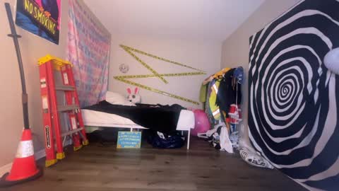 salem online show from 10-08-25, 03:26