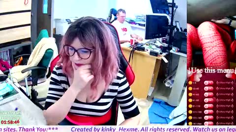 Snapshot of hexme_kinky_office chatting on 03-06-25, 10:30 hexme_kinky_office online show from 03-06-25, 10:30