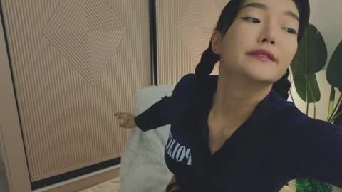 Audrey online show from 12-14-24, 02:31