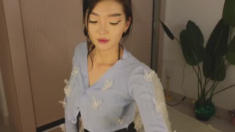 Audrey online show from 12-15-24, 05:53