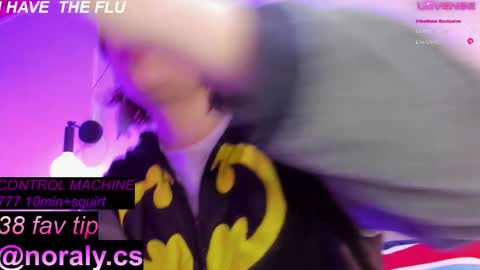 Noraly  online show from 11-14-25, 04:44