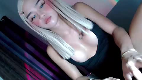 Tamarah online show from 09-27-25, 01:49