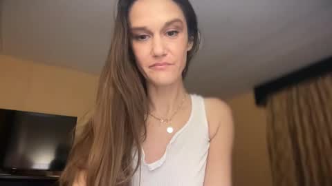 Snapshot of heyaliciabutler chatting on 11-02-25, 12:35 HeyAlicia online show from 11-02-25, 12:35