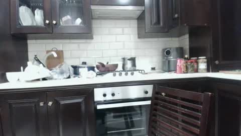 Heyheygrey online show from 12-22-25, 02:25