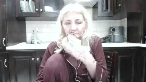 Heyheygrey online show from 01-14-26, 05:57