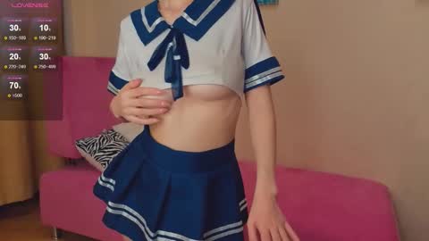 Snapshot of heyitsnaomi chatting on 01-14-26, 03:23 Naomi online show from 01-14-26, 03:23