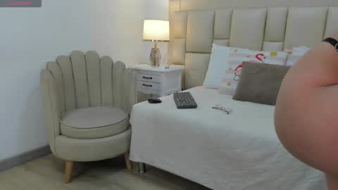 heysel  online show from 02-16-26, 03:35