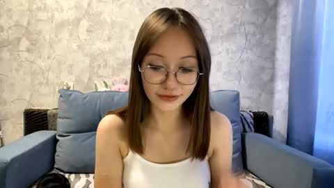 Im Alice since birth  online show from 10-21-25, 07:53