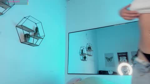 heyyo1808 online show from 11-18-25, 10:03