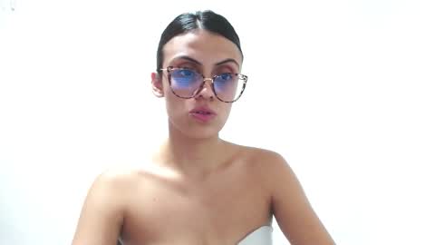 Eva online show from 01-29-25, 01:05