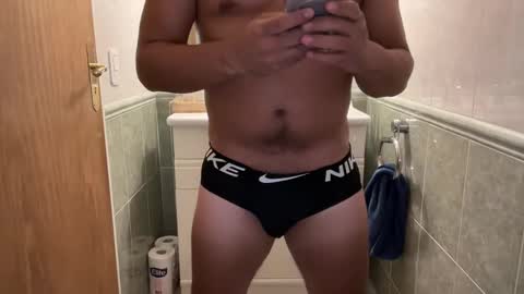 Snapshot of hhernan1 chatting on 01-16-25, 05:32 hhernan1 online show from 01-16-25, 05:32