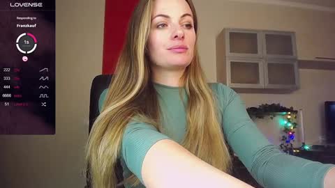 Lina online show from 01-04-25, 12:16