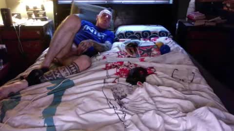 Snapshot of hiasallfuk13 chatting on 12-18-25, 07:36 HARDCORE13 online show from 12-18-25, 07:36