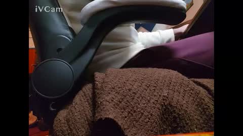 hicamme69 online show from 01-21-25, 04:16