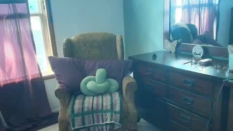 hidden_gold_milf online show from 09-28-25, 02:33