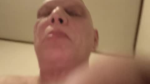 Snapshot of hightymz420 chatting on 10-23-25, 10:14 hightymz420 online show from 10-23-25, 10:14