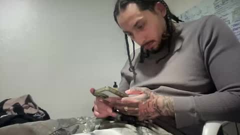 hihello7777 online show from 02-02-26, 04:33