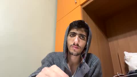 Snapshot of hihi9697 chatting on 01-15-25, 11:19 hihi9697 online show from 01-15-25, 11:19