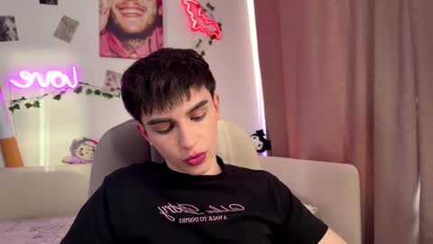 Snapshot of hiidear chatting on 03-07-26, 01:41 twinkvadusha online show from 03-07-26, 01:41