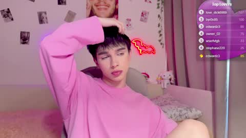 Snapshot of hiidear chatting on 04-15-26, 10:55 twinkvadusha online show from 04-15-26, 10:55