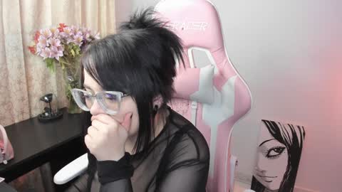 Snapshot of hikaru_arimura chatting on 12-12-24, 01:53 hikaru_arimura online show from 12-12-24, 01:53