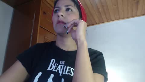 hilaril18 online show from 10-15-25, 12:00