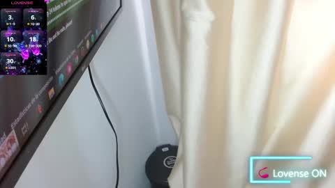 hilary thompson online show from 12-03-24, 01:21