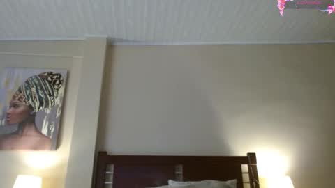 Snapshot of hillary_foox chatting on 10-23-25, 06:28 Hillary online show from 10-23-25, 06:28