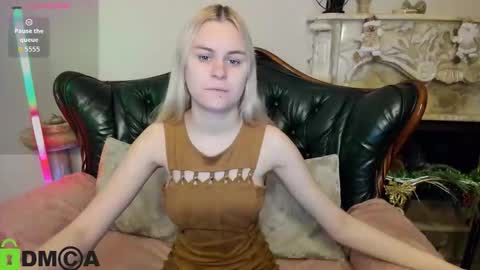 Snapshot of hilleva chatting on 01-09-26, 08:39 hilleva online show from 01-09-26, 08:39