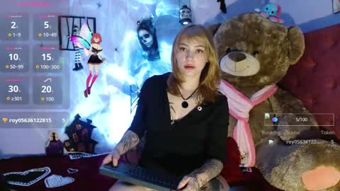 Himiiko online show from 10-21-25, 01:50