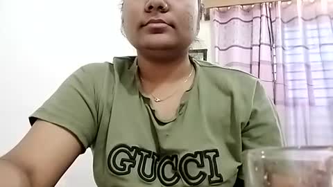 himuhimu22 online show from 11-17-25, 10:43