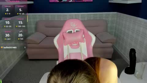 hina smilth online show from 10-24-25, 11:06