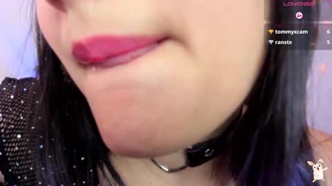 hinata online show from 12-16-24, 08:37